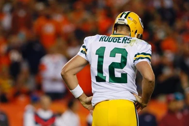 Frustrated 2016 Aaron Rodgers 4K Wallpapers