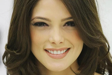 Ashley Greene Wallpapers