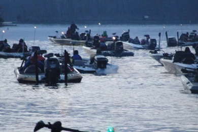 Free Desktop Wallpapers   Lake Of The Ozarks Bassing Fishing