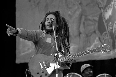 Bob Marley Playing Guitar   Wallpaper.