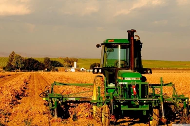 Tractor In Field HD Desktop Wallpapers : Widescreen : High ...