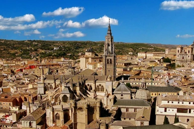 Download 2560x1440 Small Spanish Town Wallpapers