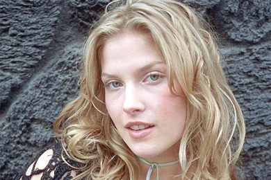 Mentos Wallpapers: Ali Larter Wallpapers