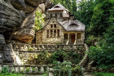 Full HD Old House Wallpapers