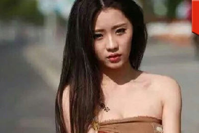 Auto Shanghai: Chinese Models Protest Car Show Ban Dressed As ...