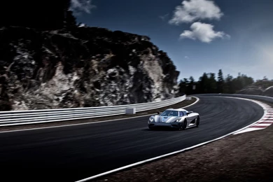 2013 Koenigsegg Agera Motion 1 1920x1200 Wallpapers