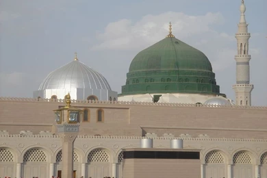 Masjid_al_nabawi_wallpaper_3 1024x768.jpg