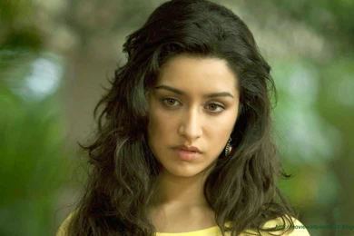 Online Movies Wallpapers: Photo Fo Shraddha Kapoor And Romance Hot ...