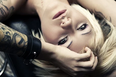 Girl With A Tattoo On Her Arm Wallpapers And Images Wallpapers ...