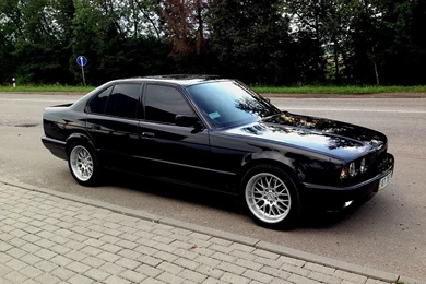 File:Bmw E34.JPG   Wikimedia Commons