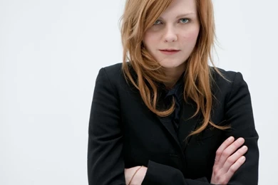 Kirsten In Black Wallpapers