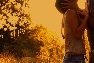 66471 Vintage Couple In Love 1920x1.jpg