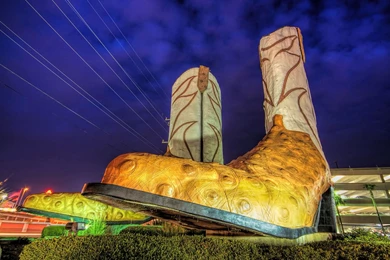 Largest Cowboy Boots, San Antonio, Texas Widescreen Wallpapers ...