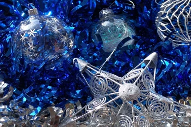 1366x768 Christmas Ornaments Desktop PC And Mac Wallpapers