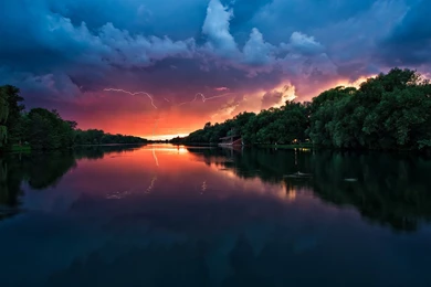 Download Wallpapers 3840x2160 Clouds, Thunder storm, River ...