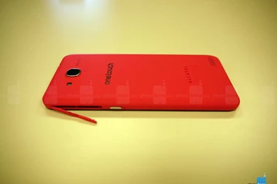 Alcatel One Touch Idol S Hands on