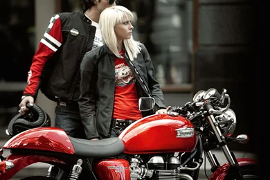 2015 Triumph Thruxton Wallpapers