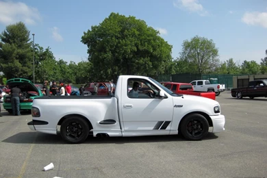 Pictures  Ford F150 SVT Lightning Truck Pics Photos