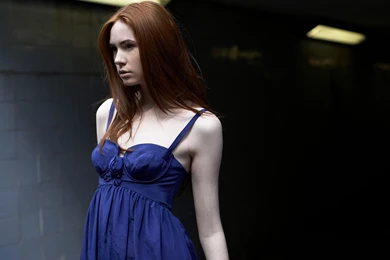 Karen Gillan Wallpapers