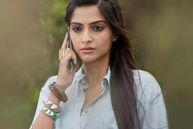 Sonam Kapoor 1080p Hd Wallpapers   Wallpaperss HD