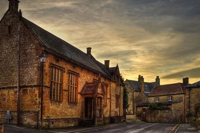 Dead End In A British Backstreet Hdr Wallpapers