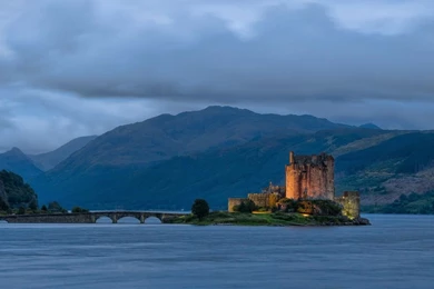 YouWall   Eilean Donan Castle Wallpapers   Wallpaper,wallpapers ...