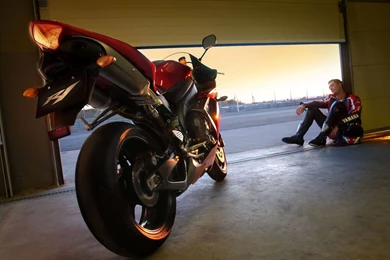 Yamaha R1 2011 Wallpapers 65629