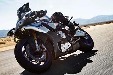 2015 Yamaha YZF R1 And Yamaha YZF R1M Wallpape