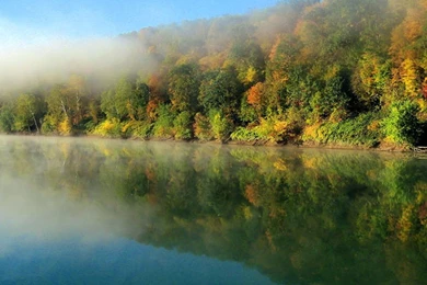 Cloudeight Free Desktop Wallpapers