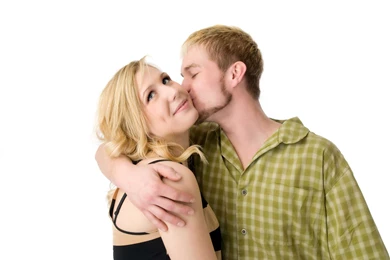 18+ Kissing Pictures Of Love Couple