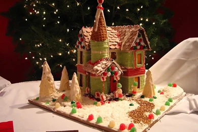 Awesome Picture Of A Gingerbread House T76