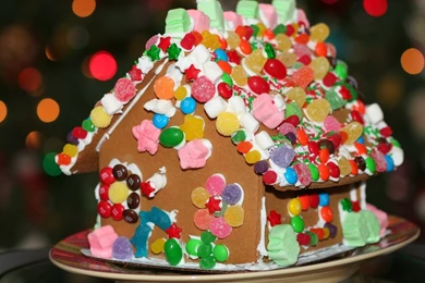 Holiday Gingerbread House Wallpapers