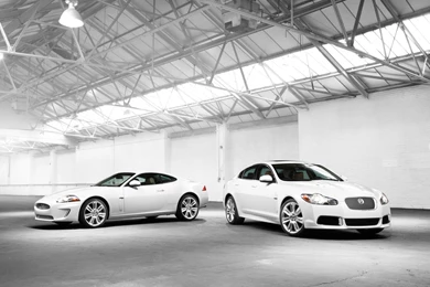 Mobile Jaguar XKR Wallpapers