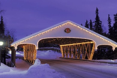 Christmas Covered Bridge Alaska Free Desktop Backgrounds   Free ...