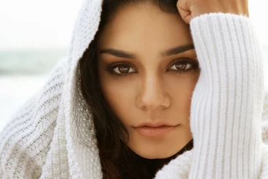 STARS WALLPAPER: Addison Timlin HD Wallpapers Free Download