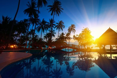 2880x1800 Pool Sunset Resort Wallpapers