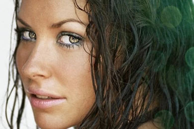 Evangeline Lilly Portrait HD Desktop Wallpapers : Fullscreen : Mobile