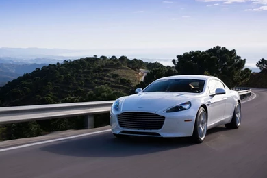 2014 Aston Martin Rapide S Wallpapers • IBackgroundWallpapers