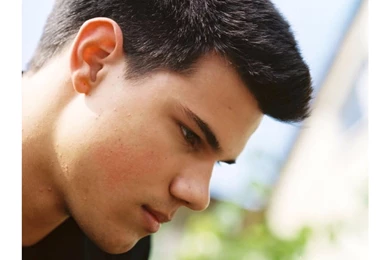 Inspiring 2016 Taylor Lautner 4K Wallpapers