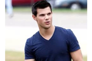 Best 4K Taylor Lautner Wallpapers