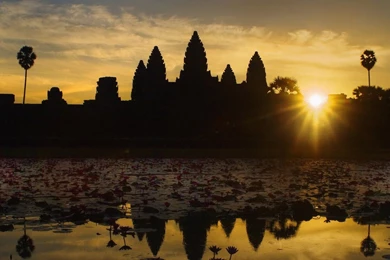 Beautiful Sunset Scene Of Angkor Wat Temple In Cambodia HD Photos ...
