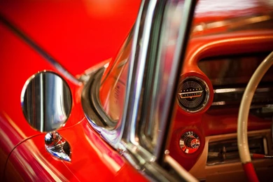 Retro Car   Free Desktop Wallpapers