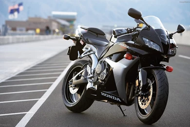 Honda CBR 600 RR (2007) Widescreen Exotic Car Image