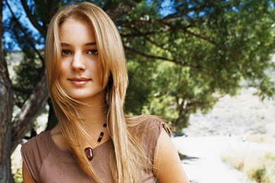 Emily   Emily VanCamp Wallpapers (9007965)   Fanpop