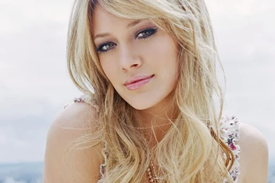 Hilary Duff Fly: April 2010
