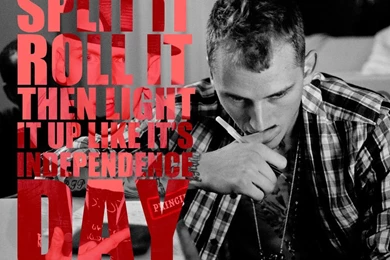 Browsing Wallpapers On DeviantArt