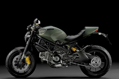 2013 Ducati Monster 696 Wallpapers