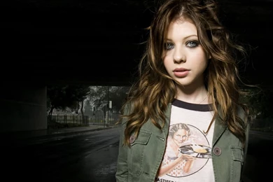 Amazing Michelle Trachtenberg Wallpapers