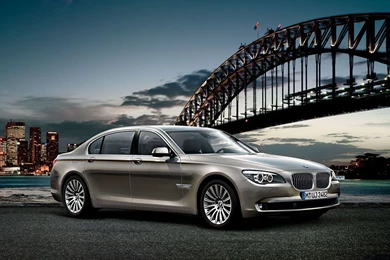 Brown BMW 7 Series Wallpapers