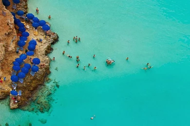 Blue Lagoon, Comino, Malta (© Jason Hawkes)